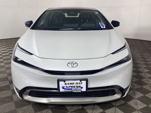 Used 2024 Toyota Prius Prime FWD image 25