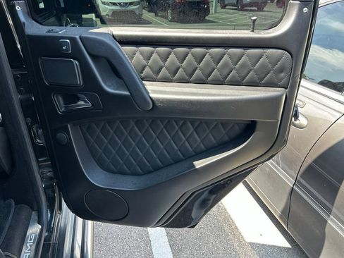 Used 2016 Mercedes-Benz G 63 AMG 4MATIC image 40