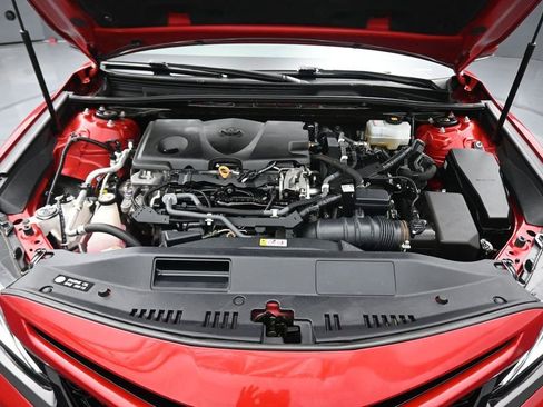 Used 2020 Toyota Camry SE w/ Sunroof Package FWD image 49