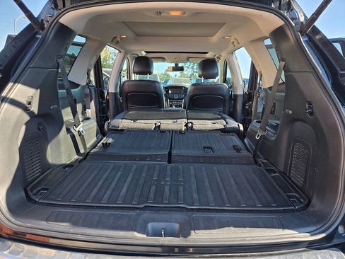 Used 2015 Nissan Pathfinder Platinum w/ Cargo Package AWD/4WD image 29