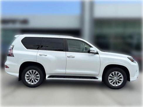 Used 2020 Lexus GX 460 Premium w/ Premium Package AWD/4WD image 10