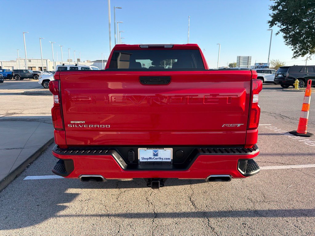 Used 2022 Chevrolet Silverado 1500 RST AWD/4WD image 4