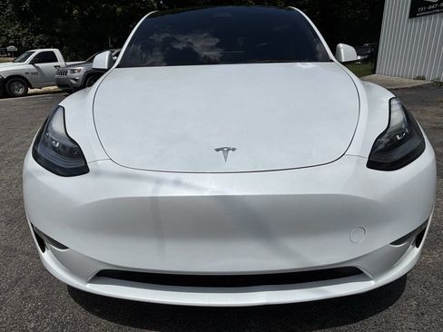 Used 2023 Tesla Model Y Long Range image 25