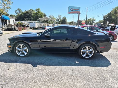 Used 2008 Ford Mustang GT image 2