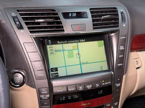 Used 2009 Lexus LS 460 AWD w/ Comfort Seating Pkg image 42