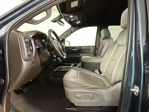 Used 2020 Chevrolet Silverado 1500 LT Trail Boss AWD/4WD image 11