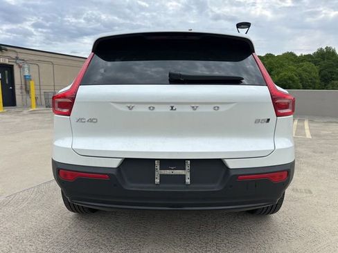 New 2026 Volvo XC40 B5 Plus w/ Protection Package Premier AWD/4WD image 6