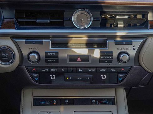 Used 2018 Lexus ES 350 image 19