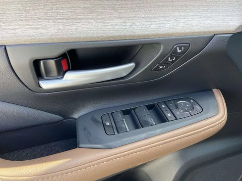 Used 2026 Toyota Grand Highlander AWD image 14