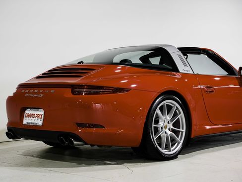 Used 2015 Porsche 911 Targa 4S AWD/4WD image 39