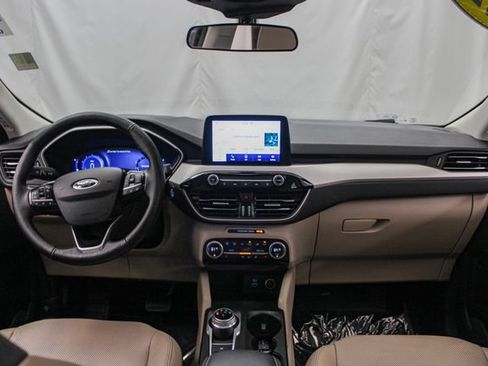 Certified 2021 Ford Escape SEL w/ Technology Package AWD/4WD image 26