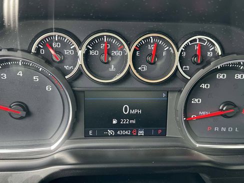 Used 2020 Chevrolet Silverado 1500 LT w/ LT Value Package AWD/4WD image 12