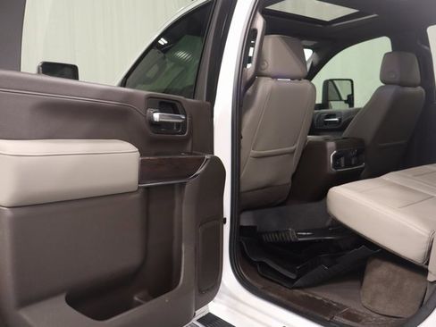 Used 2020 GMC Sierra 2500 SLT image 11