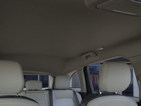 New 2026 Lincoln Nautilus Premier AWD/4WD image 22