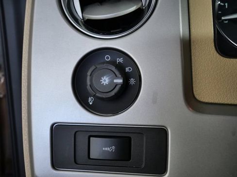 Used 2012 Ford F150 Lariat w/ Lariat Plus Pkg AWD/4WD image 25