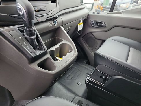 New 2026 Ford Transit 250 148 Medium Roof image 30