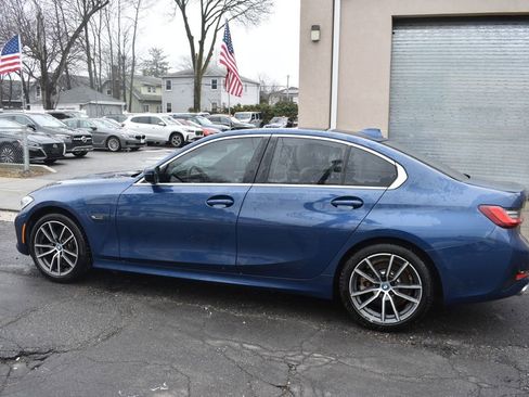 Used 2022 BMW 330e 330e iPerformance image 9
