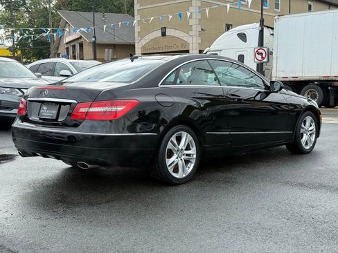 Used 2010 Mercedes-Benz E 350 Coupe image 12