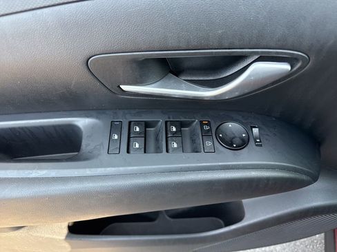 Used 2025 Hyundai Tucson SEL image 26