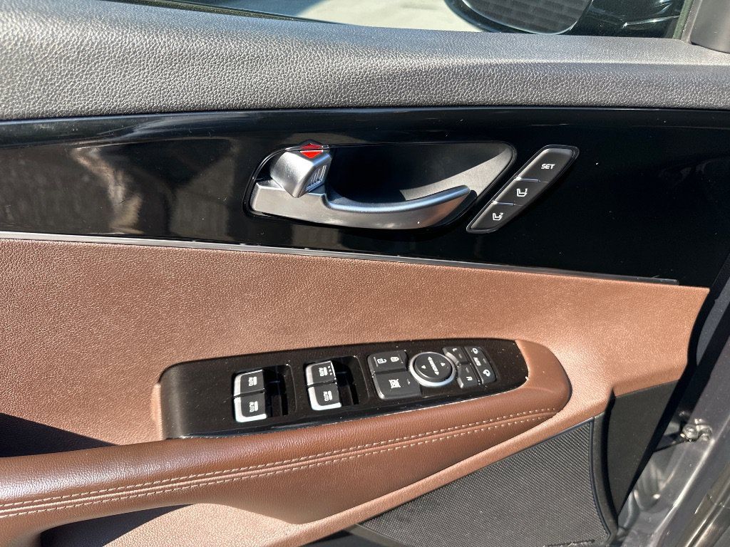 Used 2020 Kia Sorento SX AWD/4WD image 10
