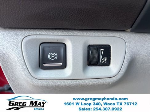 Used 2023 GMC Acadia SLT AWD/4WD image 26