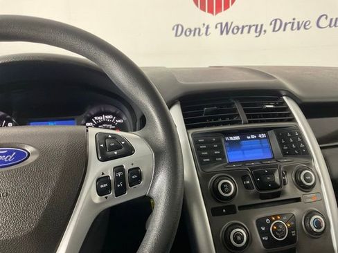 Used 2013 Ford Edge SE image 22