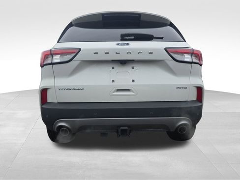 Certified 2022 Ford Escape Titanium w/ Titanium Elite Package image 18