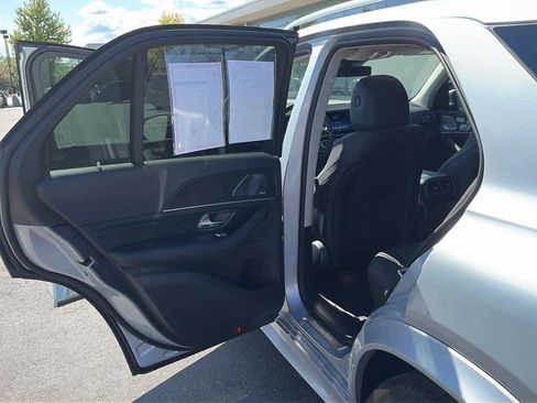 Used 2024 Mercedes-Benz GLE 450 4MATIC image 18