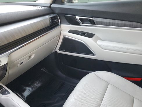 Certified 2024 Kia Telluride SX image 20