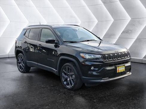 New 2026 Jeep Compass Limited image 24
