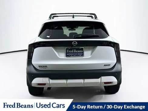 Used 2026 Nissan Kicks SV w/ Charging Package AWD/4WD image 7