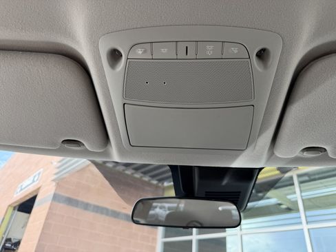 Used 2025 Nissan Leaf S FWD image 25