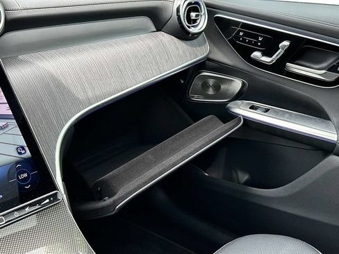 Certified 2025 Mercedes-Benz GLC 350e 4MATIC image 33
