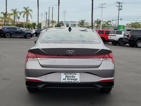 Used 2023 Hyundai Elantra SE w/ Cargo Package FWD image 22