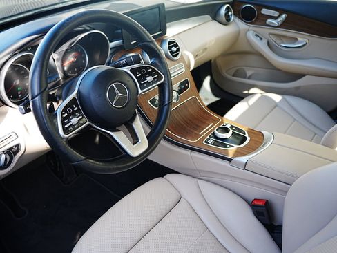 Used 2019 Mercedes-Benz C 300 Sedan image 8