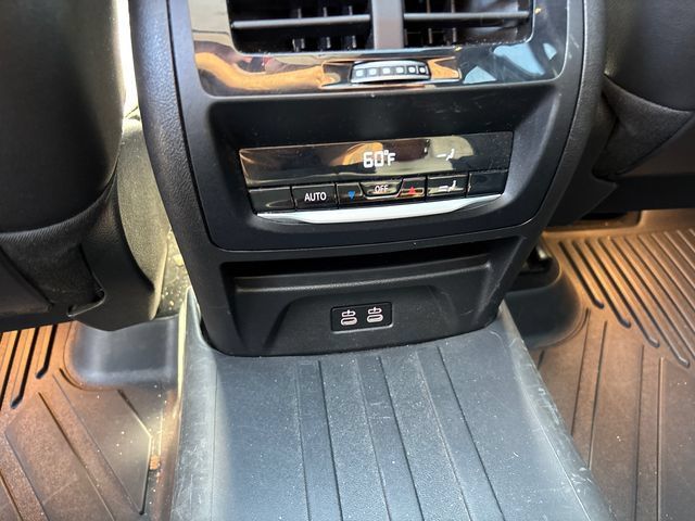 Used 2024 BMW X3 xDrive30i w/ Convenience Package AWD/4WD image 13