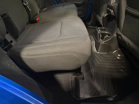 Used 2022 Jeep Wrangler Unlimited Sport w/ Cold Weather Group AWD/4WD image 22