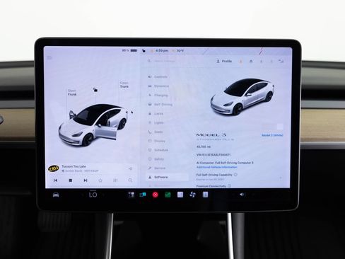 Used 2020 Tesla Model 3 Standard Range RWD image 30