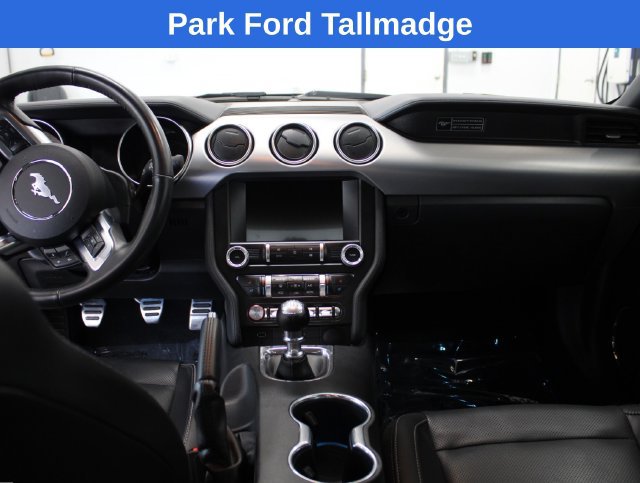 Used 2020 Ford Mustang Premium RWD image 27