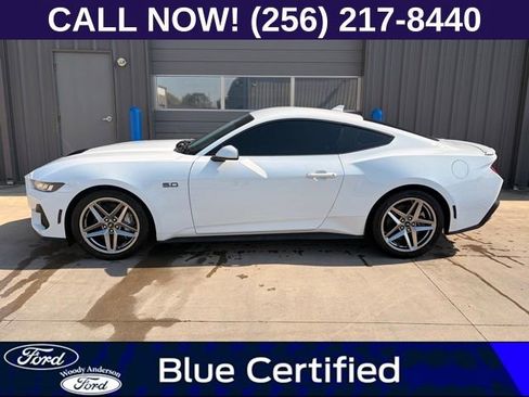 Used 2024 Ford Mustang GT image 3