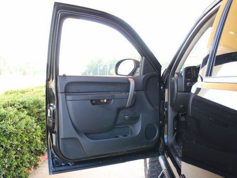 Used 2014 GMC Sierra 2500 SLE w/ SLE Preferred Package AWD/4WD image 27