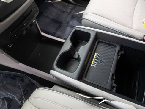 Used 2024 Honda Odyssey Elite image 31