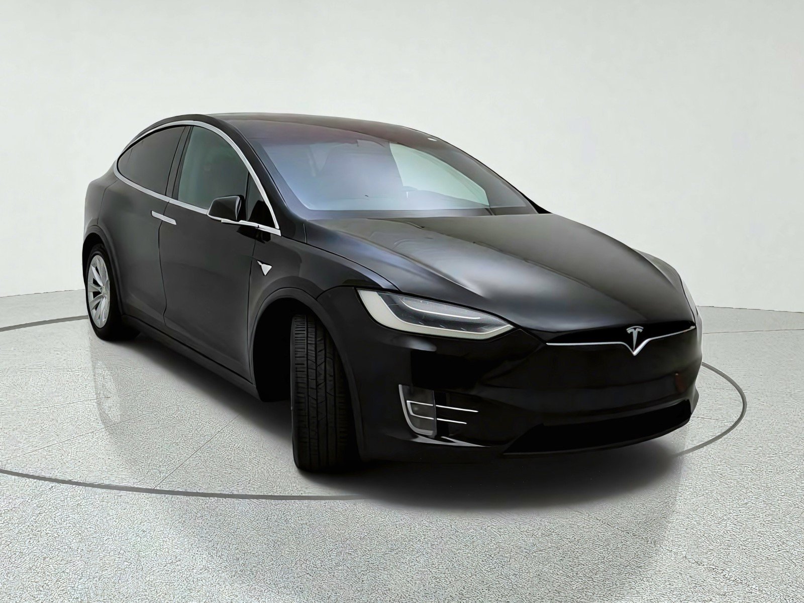 Used 2018 Tesla Model X 100D AWD/4WD image 4