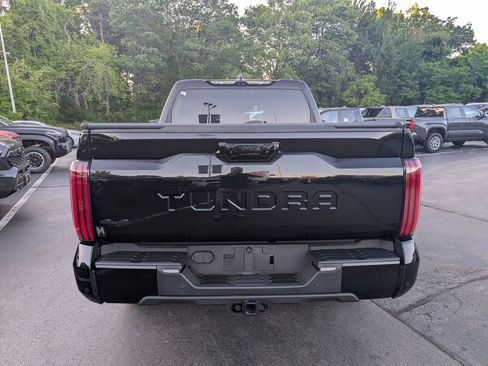 Used 2023 Toyota Tundra Platinum AWD/4WD image 6