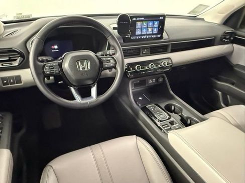 Used 2023 Honda Pilot EX-L image 39
