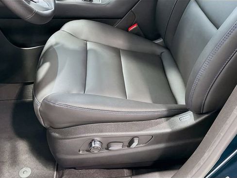 New 2025 Cadillac XT4 Sport w/ Trailering Package image 18