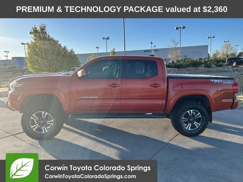 Used 2017 Toyota Tacoma TRD Sport w/ Premium & Technology Package AWD/4WD image 5