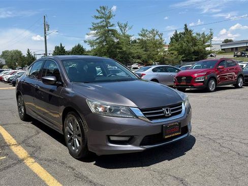 Used 2015 Honda Accord Sport image 3
