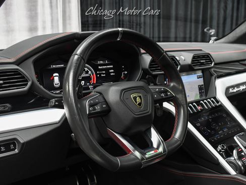 Used 2019 Lamborghini Urus image 9