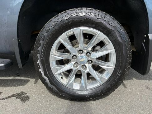 Used 2019 Chevrolet Silverado 1500 LTZ w/ LTZ Premium Package AWD/4WD image 19